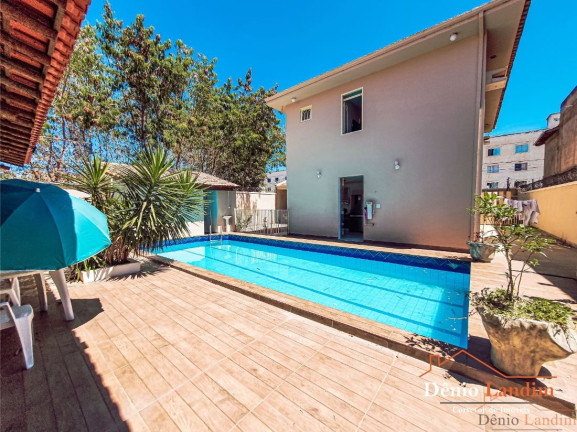 Imagem Casa com 3 Quartos à Venda, 200 m² em Morada Do Parque - Montes Claros