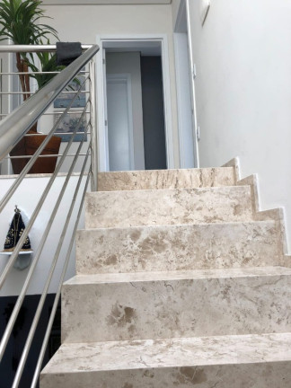 Imagem Sobrado com 3 Quartos à Venda, 134 m² em Jardim Itu - Porto Alegre Imagem Sobrado com 3 Quartos à Venda, 134 m² em Jardim Itu - Porto Alegre