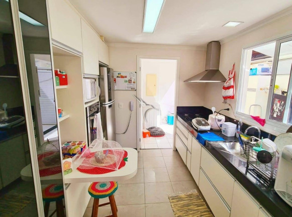 Imagem Casa com 4 Quartos à Venda, 180 m² em Tamboré - Santana De Parnaíba Imagem Casa com 4 Quartos à Venda, 180 m² em Tamboré - Santana De Parnaíba