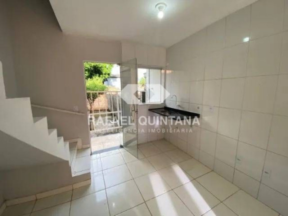 Imagem Casa com 2 Quartos para Alugar, 52 m² em Córrego Grande - Florianópolis