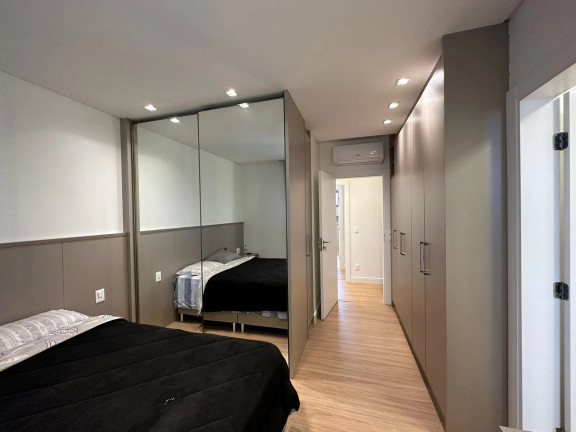 Imagem Apartamento com 3 Quartos à Venda, 122 m² em Centro - Balneário Camboriú Imagem Apartamento com 3 Quartos à Venda, 122 m² em Centro - Balneário Camboriú