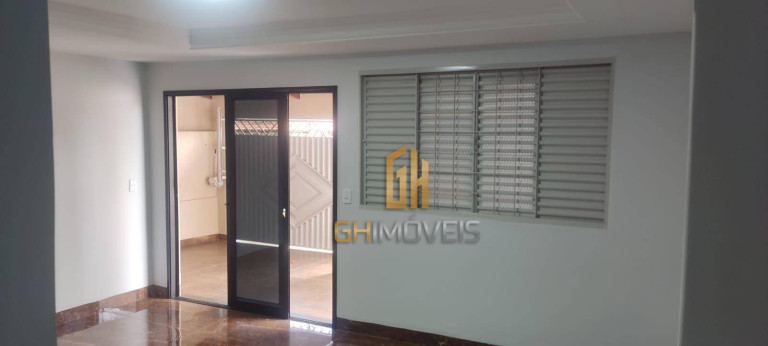 Imagem Casa com 3 Quartos à Venda, 160 m² em Setor Castelo Branco - Goiânia Imagem Casa com 3 Quartos à Venda, 160 m² em Setor Castelo Branco - Goiânia