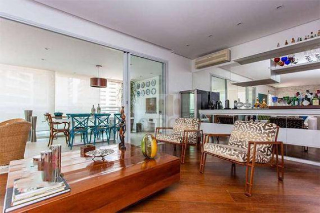 Imagem Apartamento com 3 Quartos à Venda, 162 m² em Itaim Bibi - São Paulo Imagem Apartamento com 3 Quartos à Venda, 162 m² em Itaim Bibi - São Paulo