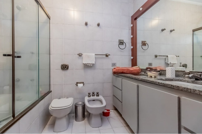 Imagem Casa com 4 Quartos à Venda, 310 m² em Moema - São Paulo