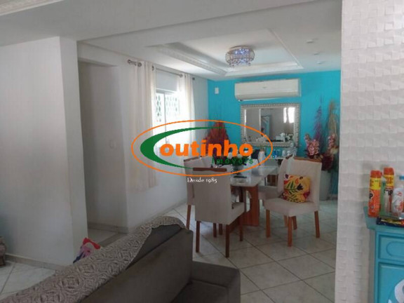 Imagem Casa com 5 Quartos à Venda, 1.270 m² em Grajaú - Rio De Janeiro Imagem Casa com 5 Quartos à Venda, 1.270 m² em Grajaú - Rio De Janeiro