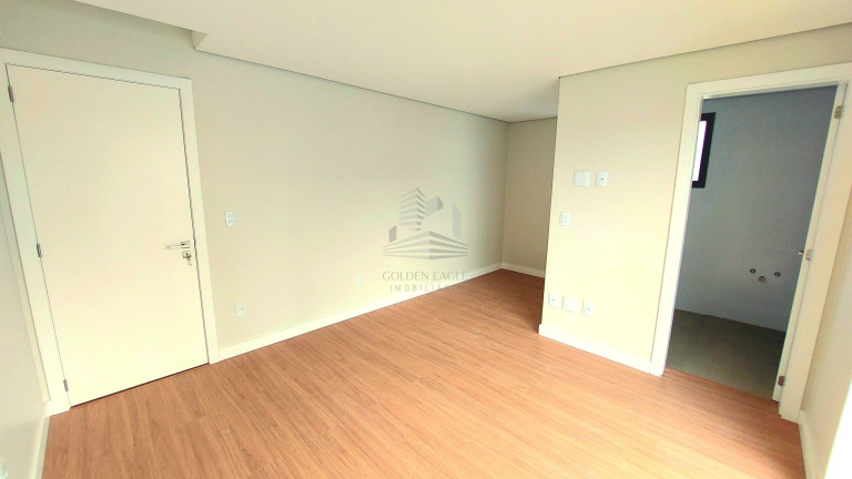 Imagem Apartamento com 3 Quartos à Venda, 104 m² em Fazenda - Itajaí Imagem Apartamento com 3 Quartos à Venda, 104 m² em Fazenda - Itajaí
