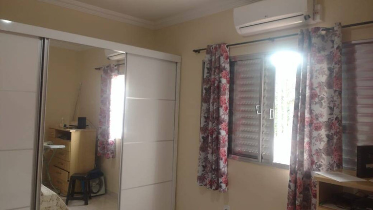 Imagem Casa com 2 Quartos à Venda, 388 m² em Jardim Carlos Gomes - Jundiaí