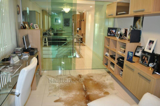 Imagem Casa com 4 Quartos para Alugar, 462 m² em Tarumã - Manaus Imagem Casa com 4 Quartos para Alugar, 462 m² em Tarumã - Manaus