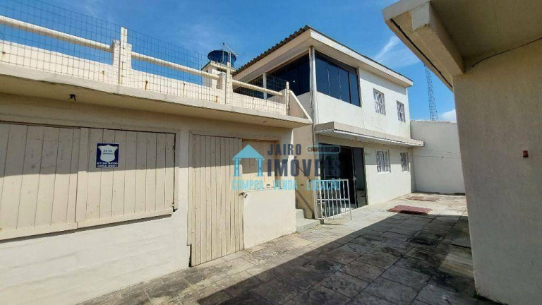 Imagem Casa com 5 Quartos à Venda, 400 m² em Centro - Balneário Pinhal Imagem Casa com 5 Quartos à Venda, 400 m² em Centro - Balneário Pinhal