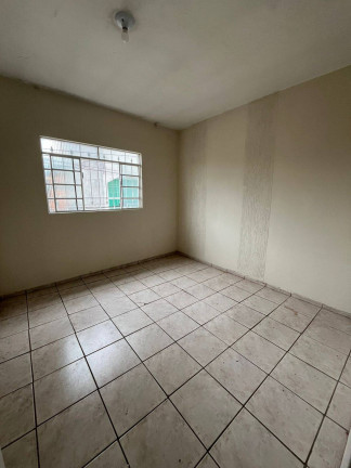 Imagem Casa com 2 Quartos para Alugar,  em Taboão - Diadema