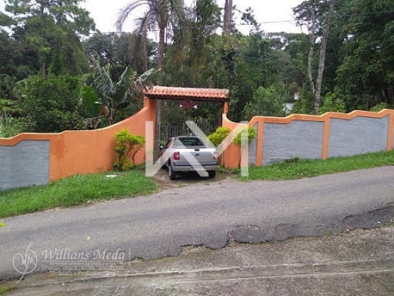 Chácara com 5 Quartos à Venda, 210 m² em Parque Santa Rosa - Suzano