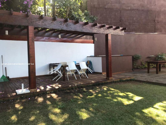 Imagem Casa à Venda, em São Paulo 2 - Cotia Imagem Casa à Venda, em São Paulo 2 - Cotia