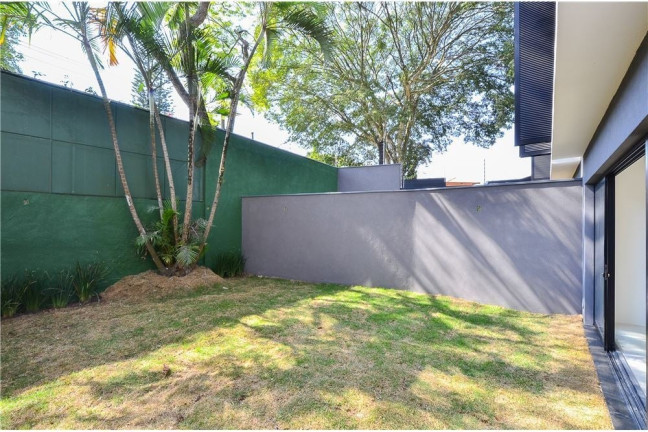 Imagem Casa com 3 Quartos à Venda, 470 m² em Jardim Leonor - São Paulo Imagem Casa com 3 Quartos à Venda, 470 m² em Jardim Leonor - São Paulo
