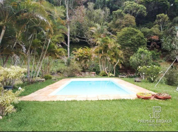 Imagem Casa com 4 Quartos à Venda, 133 m² em Golfe - Teresópolis Imagem Casa com 4 Quartos à Venda, 133 m² em Golfe - Teresópolis