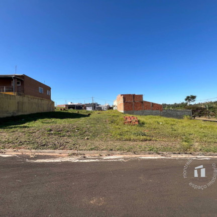 Imagem Terreno à Venda, 125 m² em Botucatu Imagem Terreno à Venda, 125 m² em Botucatu
