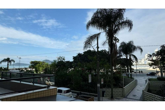 Imagem Imóvel com 3 Quartos à Venda, 143 m² em Pioneiros - Balneário Camboriú Imagem Imóvel com 3 Quartos à Venda, 143 m² em Pioneiros - Balneário Camboriú