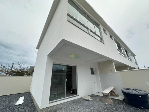 Imagem Sobrado com 2 Quartos à Venda, 80 m² em Zimbros - Bombinhas Imagem Sobrado com 2 Quartos à Venda, 80 m² em Zimbros - Bombinhas