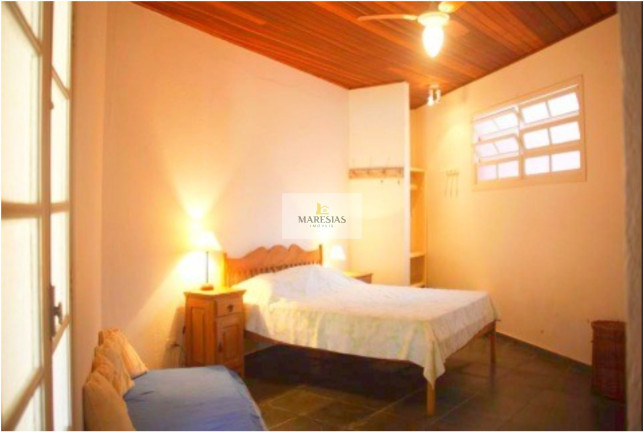 Imagem Casa com 6 Quartos à Venda, 300 m² em Maresias - São Sebastião Imagem Casa com 6 Quartos à Venda, 300 m² em Maresias - São Sebastião