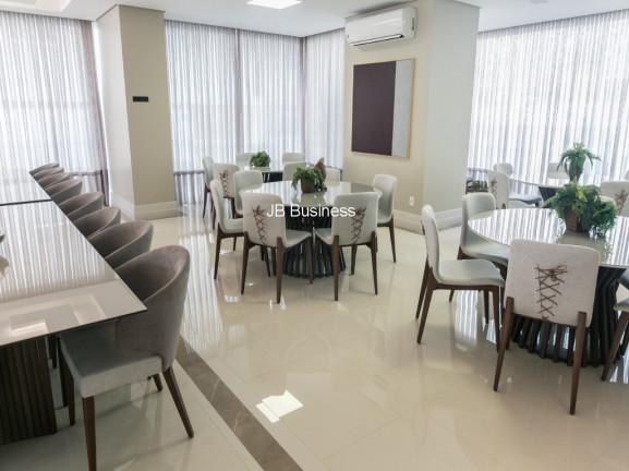 Imagem Imóvel com 3 Quartos à Venda, 126 m² em Centro - Balneário Camboriú Imagem Imóvel com 3 Quartos à Venda, 126 m² em Centro - Balneário Camboriú