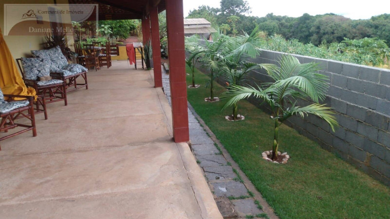 Imagem Chácara com 2 Quartos à Venda, 1.400 m² em Bragança Paulista Imagem Chácara com 2 Quartos à Venda, 1.400 m² em Bragança Paulista