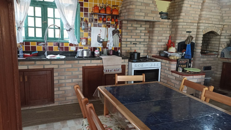 Imagem Chácara com 6 Quartos à Venda, 550 m² em Centro - Paraibuna