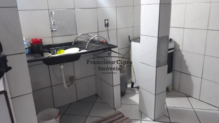 Imagem Kitnet com 10 Quartos à Venda, 56 m² em Jardim Do Vale - Guaratinguetá Imagem Kitnet com 10 Quartos à Venda, 56 m² em Jardim Do Vale - Guaratinguetá