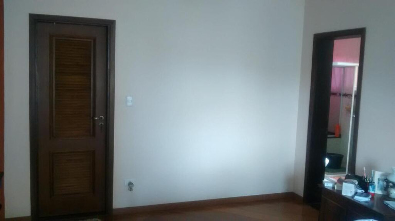 Imagem Sobrado com 5 Quartos à Venda, 570 m² em Caputera - Arujá