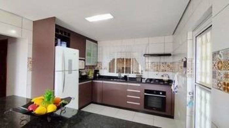 Imagem Chácara com 5 Quartos à Venda, 643 m² em Roseira - Jundiaí Imagem Chácara com 5 Quartos à Venda, 643 m² em Roseira - Jundiaí