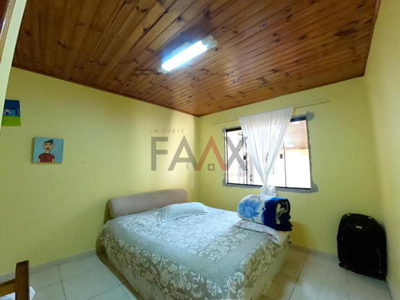Imagem Casa com 6 Quartos à Venda, 246 m² em São Cristovão - Guarapuava Imagem Casa com 6 Quartos à Venda, 246 m² em São Cristovão - Guarapuava