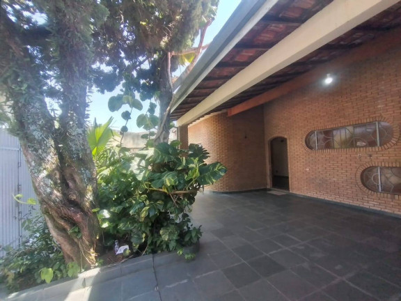 Casa com 3 Quartos à Venda,  em Jardim Independência - Taubaté