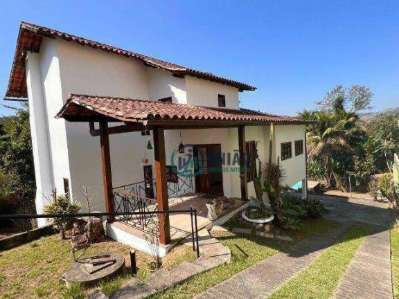 Casa com 4 Quartos à Venda, 320 m² em Maria Paula - São Gonçalo