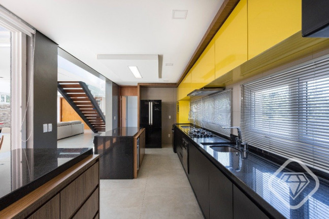 Imagem Casa de Condomínio com 3 Quartos à Venda, 360 m² em Alphaville - Porto Alegre Imagem Casa de Condomínio com 3 Quartos à Venda, 360 m² em Alphaville - Porto Alegre