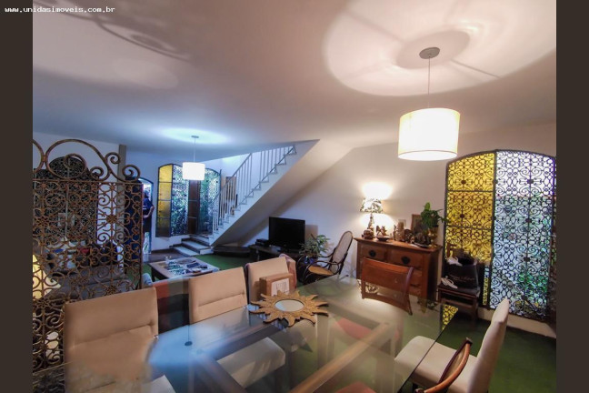 Imagem Casa com 4 Quartos à Venda, 140 m² em Vila São Francisco (zona Sul) - São Paulo