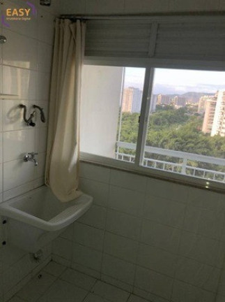 Imagem Imóvel com 3 Quartos à Venda, 90 m² em Barra Da Tijuca - Rio De Janeiro Imagem Imóvel com 3 Quartos à Venda, 90 m² em Barra Da Tijuca - Rio De Janeiro