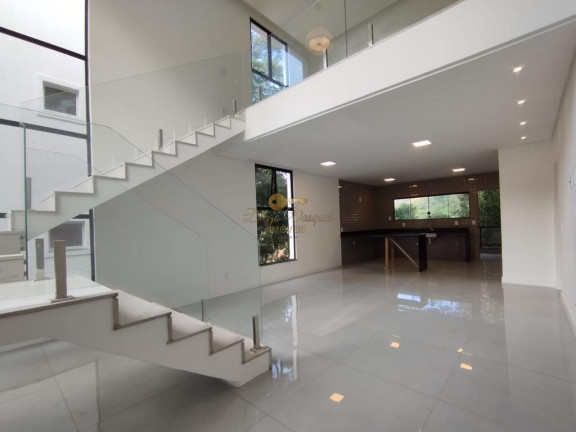 Imagem Casa com 4 Quartos à Venda, 192 m² em Vargem Grande - Teresópolis Imagem Casa com 4 Quartos à Venda, 192 m² em Vargem Grande - Teresópolis
