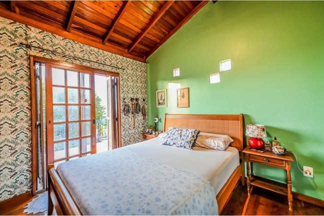 Imagem Casa com 4 Quartos à Venda, 200 m² em Santa Tereza - Porto Alegre Imagem Casa com 4 Quartos à Venda, 200 m² em Santa Tereza - Porto Alegre