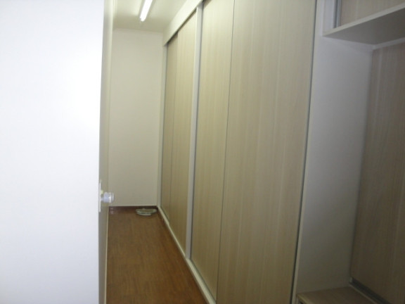 Imagem Casa com 3 Quartos à Venda, 490 m² em Vila Santa Luzia - Bauru Imagem Casa com 3 Quartos à Venda, 490 m² em Vila Santa Luzia - Bauru
