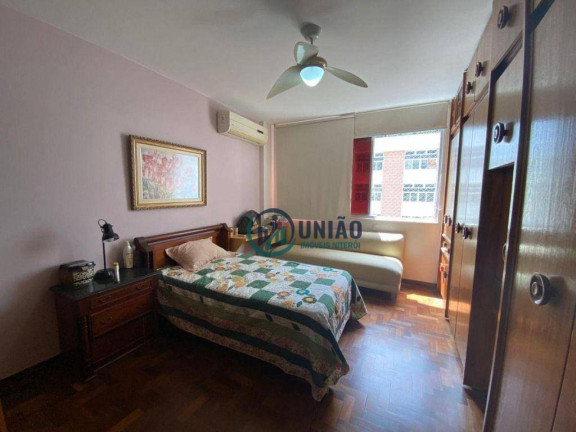 Imagem Apartamento com 3 Quartos à Venda, 177 m² em Icaraí - Niterói