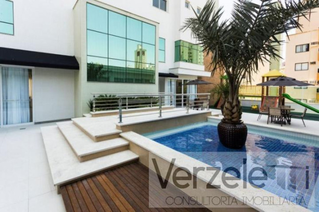Imagem Apartamento com 3 Quartos à Venda, 129 m² em Centro - Balneário Camboriú Imagem Apartamento com 3 Quartos à Venda, 129 m² em Centro - Balneário Camboriú