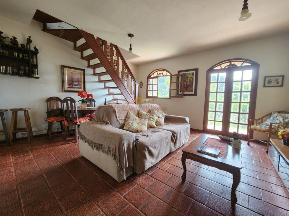 Imagem Casa com 2 Quartos à Venda, 1.204 m² em Albuquerque - Teresópolis Imagem Casa com 2 Quartos à Venda, 1.204 m² em Albuquerque - Teresópolis