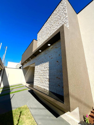 Imagem Casa com 3 Quartos à Venda, 206 m² em Jardim Hanashiro - Caldas Novas Imagem Casa com 3 Quartos à Venda, 206 m² em Jardim Hanashiro - Caldas Novas