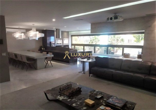 Imagem Imóvel com 4 Quartos à Venda, 286 m² em Lourdes - Belo Horizonte Imagem Imóvel com 4 Quartos à Venda, 286 m² em Lourdes - Belo Horizonte
