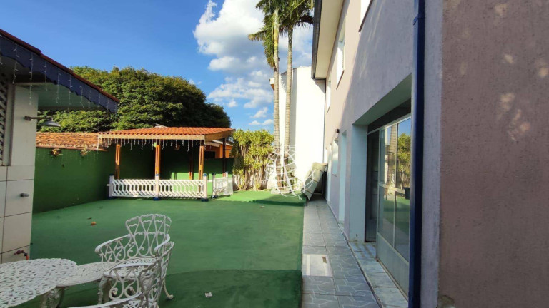 Imagem Casa com 3 Quartos à Venda ou Locação, 266 m² em Centro - Atibaia Imagem Casa com 3 Quartos à Venda ou Locação, 266 m² em Centro - Atibaia