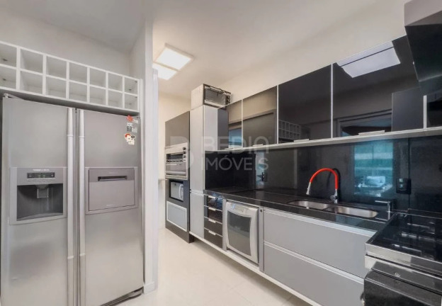 Imagem Apartamento com 3 Quartos à Venda, 153 m² em Centro - Balneário Camboriú Imagem Apartamento com 3 Quartos à Venda, 153 m² em Centro - Balneário Camboriú