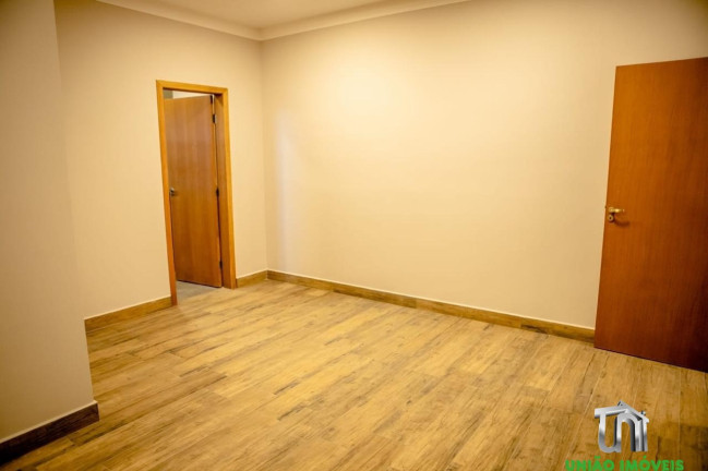 Imagem Casa com 3 Quartos à Venda, 156 m² em Jardim Lago Do Moinho - Bragança Paulista Imagem Casa com 3 Quartos à Venda, 156 m² em Jardim Lago Do Moinho - Bragança Paulista