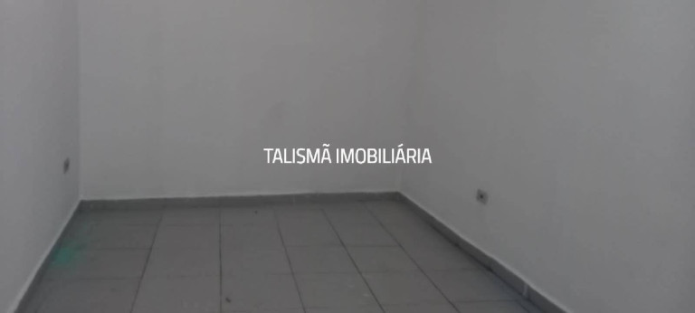 Imagem Casa com 2 Quartos à Venda, 530 m² em Vila Iasi - Taboão Da Serra
