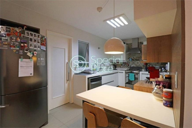 Imagem Apartamento com 3 Quartos à Venda, 200 m² em Moema Pássaros - São Paulo Imagem Apartamento com 3 Quartos à Venda, 200 m² em Moema Pássaros - São Paulo