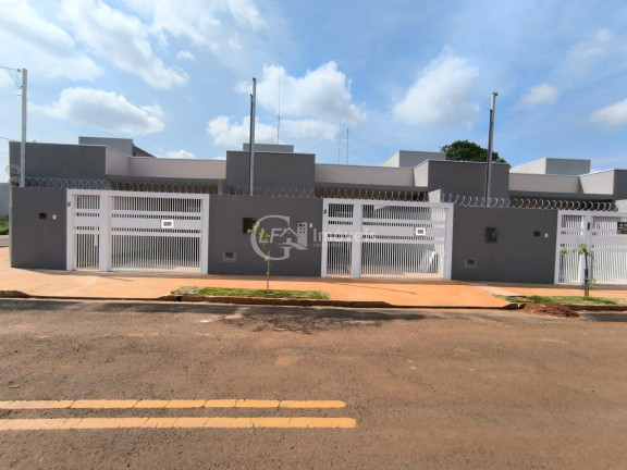 Casa com 2 Quartos à Venda, 76 m² em Moreninha - Campo Grande