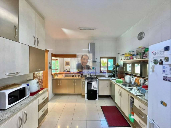 Imagem Casa com 3 Quartos à Venda, 357 m² em Chácara Das Paineiras - Carapicuíba Imagem Casa com 3 Quartos à Venda, 357 m² em Chácara Das Paineiras - Carapicuíba