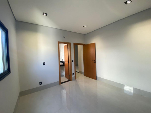 Imagem Casa com 3 Quartos à Venda, 217 m² em Condomínio Primor Das Torres - Cuiabá Imagem Casa com 3 Quartos à Venda, 217 m² em Condomínio Primor Das Torres - Cuiabá